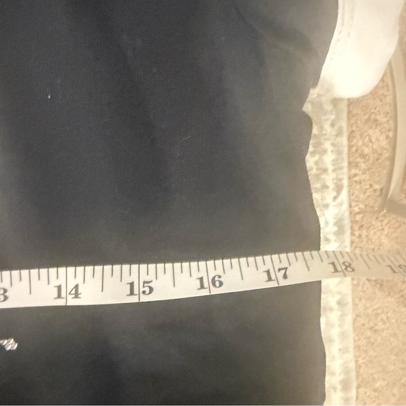 Zadig & Voltaire
Walk Crystal Logo Ringer T-Shirt
NWT xs - Picture 9 of 13